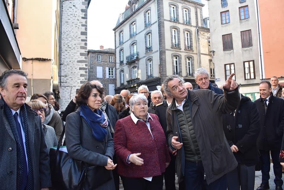 pierre jarlier accueille j gourault a saintflour